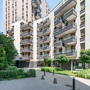 https://apartament-solidarnoci-by-your-freedom.warsawhotelspoland.com